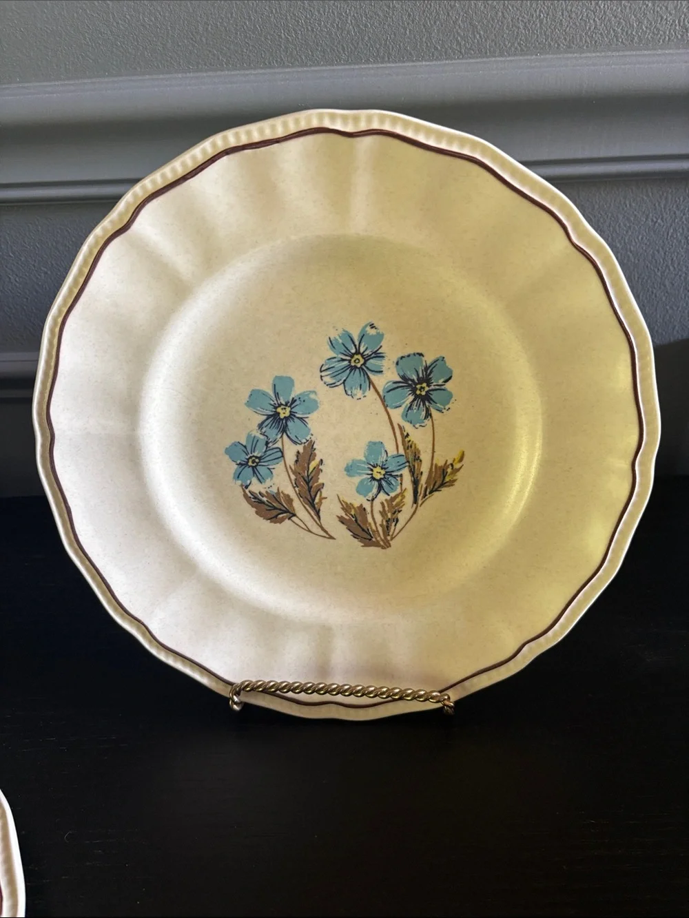 Kensington Staffordshire Ironstone Handcrafted England Set of 4 Plates
